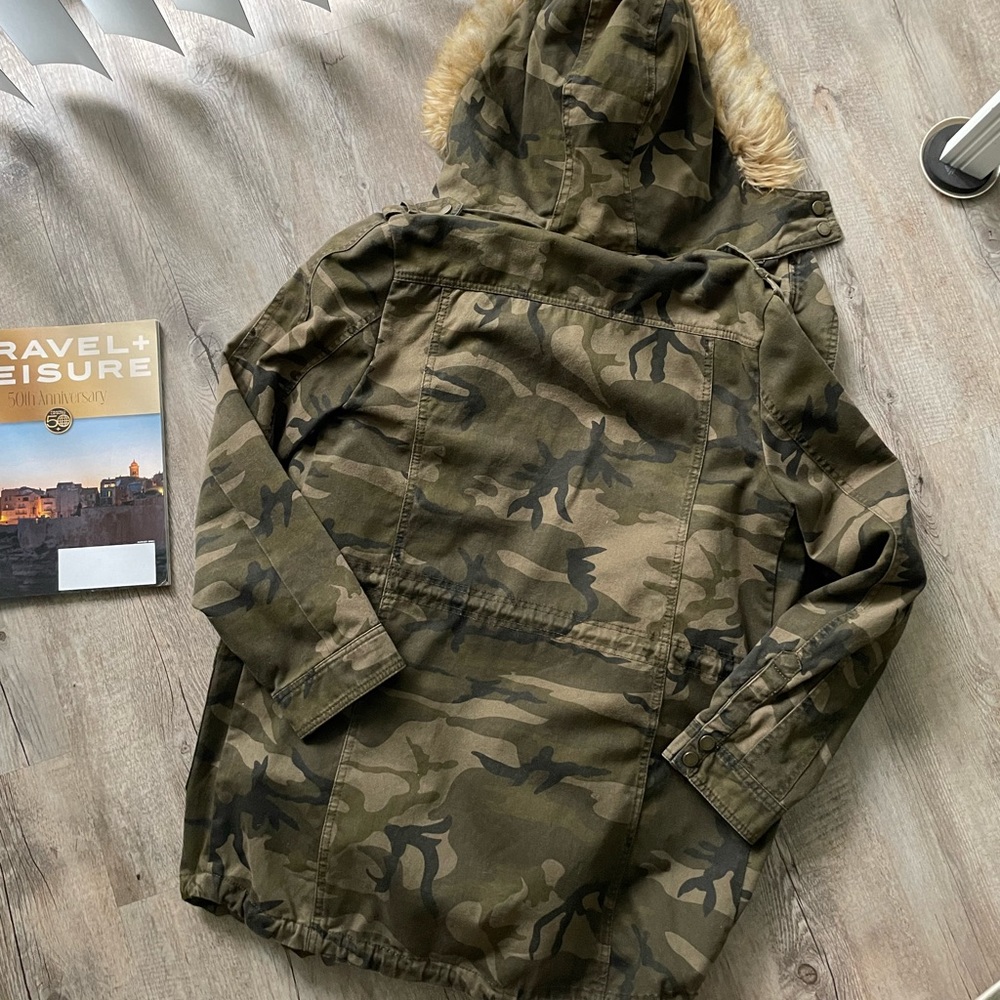 Cozy customizable Express jacket - Picture 8 of 8